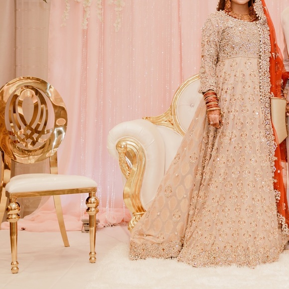 Gold Pakistani Wedding dress - Picture 9 of 16